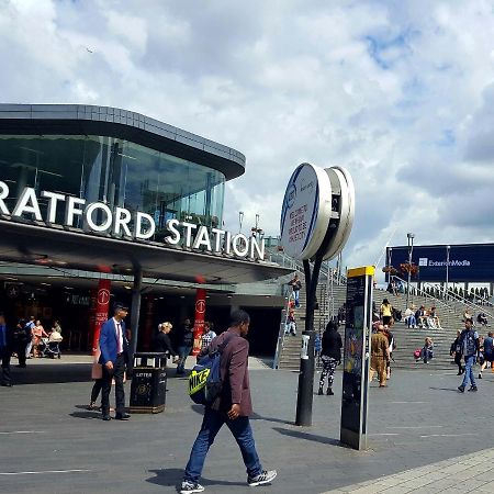 The Heart Of Stratford..! Hotell London Eksteriør bilde